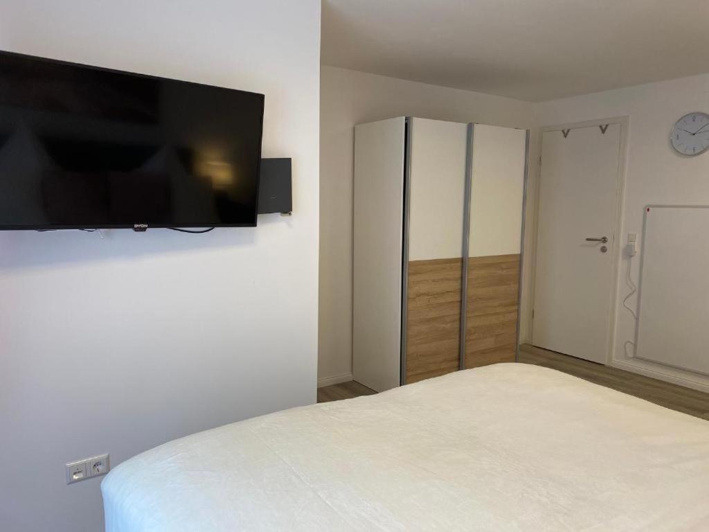 Prime Host Dream Apartment Karlsruhe Ngoại thất bức ảnh
