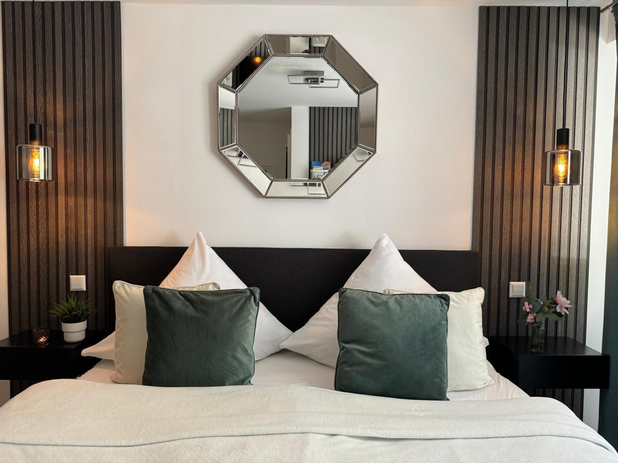 Prime Host Dream Apartment Karlsruhe Ngoại thất bức ảnh