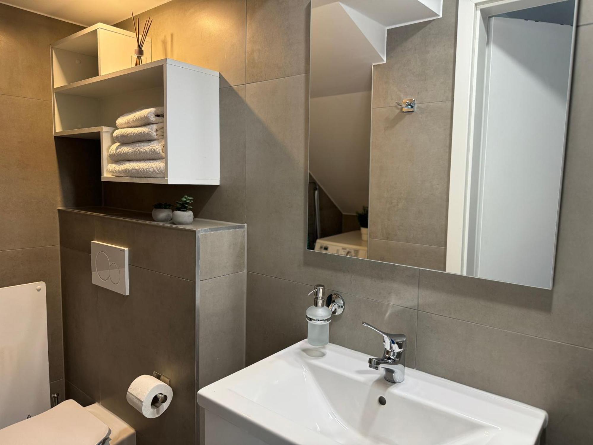 Prime Host Dream Apartment Karlsruhe Ngoại thất bức ảnh